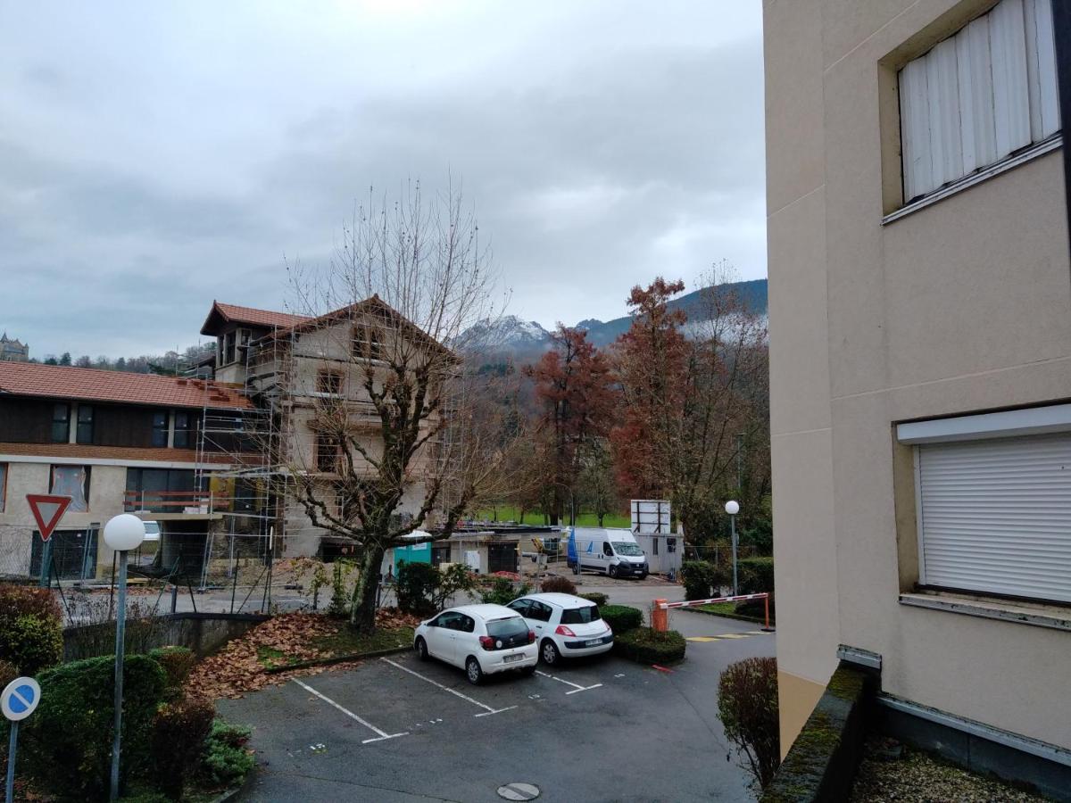 Studio 25 M2 Centre Uriage Saint-Martin-dʼUriage Dış mekan fotoğraf