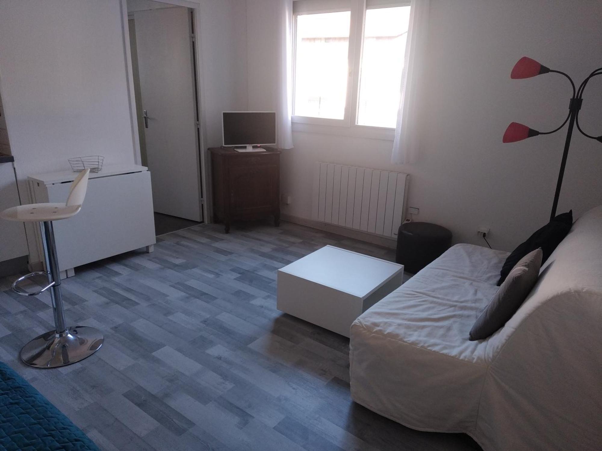 Studio 25 M2 Centre Uriage Saint-Martin-dʼUriage Dış mekan fotoğraf